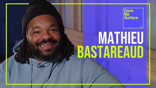 Illustration du Dans ma Surface / Episode 17 / Mathieu Bastareaud : "à Lyon, il ne faut pas mettre de chaussures vertes !"